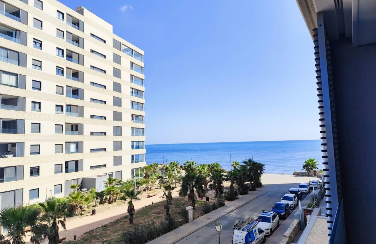 Herverkoop - Appartement -
Orihuela Costa - Punta Prima
