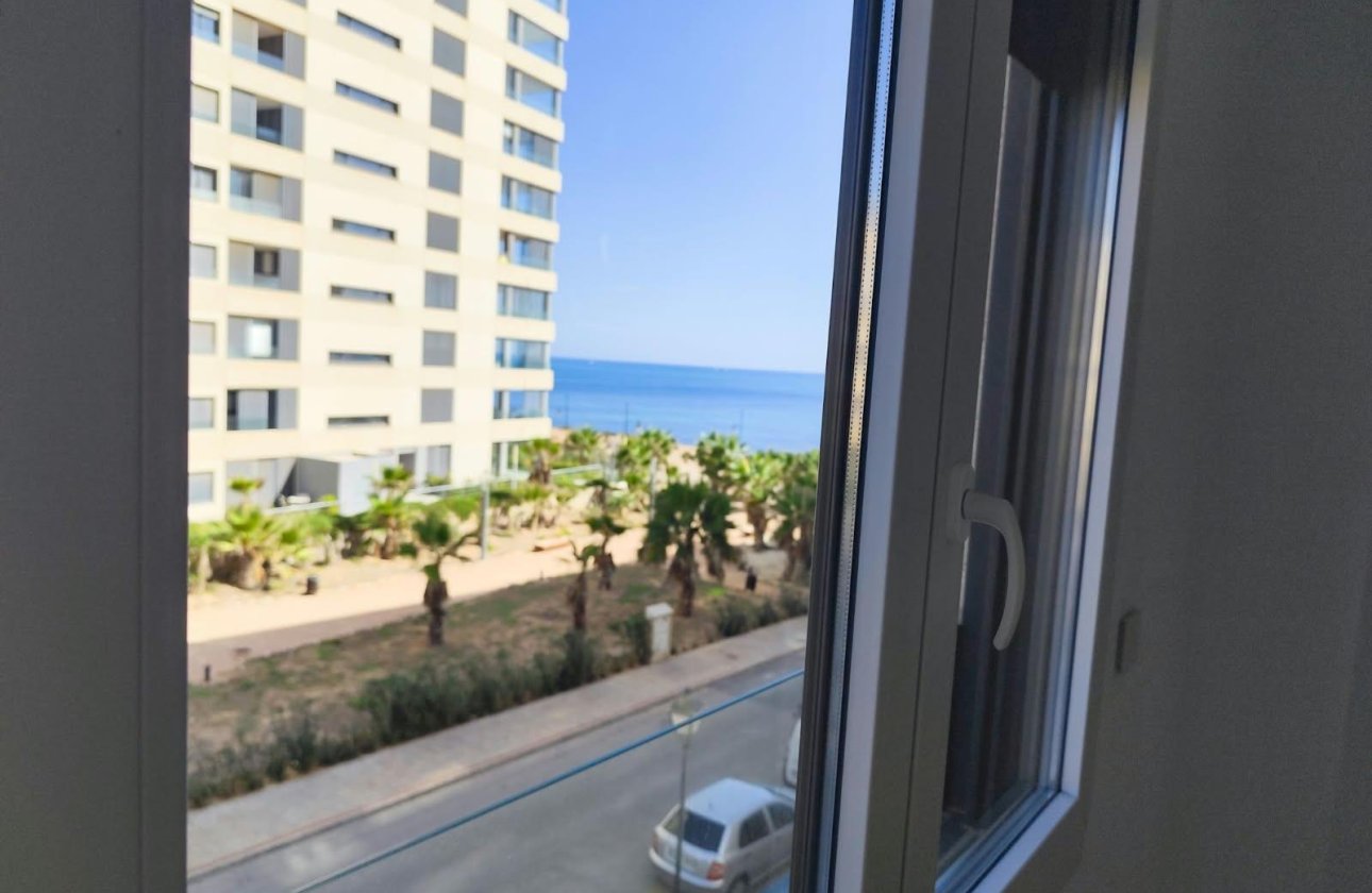 Herverkoop - Appartement -
Orihuela Costa - Punta Prima
