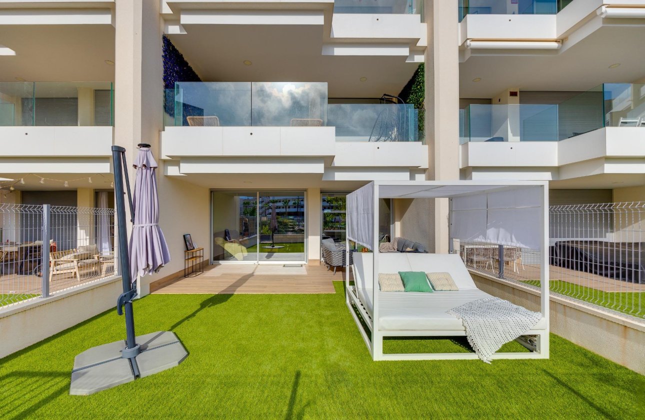 Herverkoop - Appartement -
Orihuela Costa - Villamartín-las Filipinas