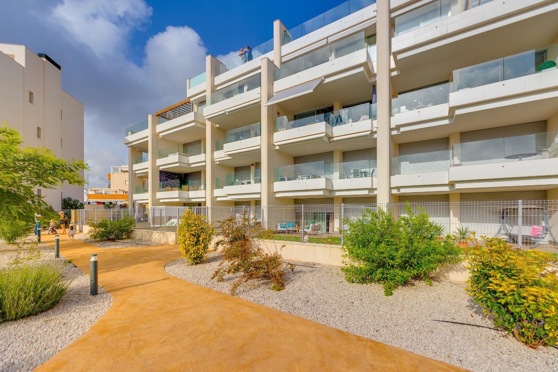 Herverkoop - Appartement -
Orihuela Costa - Villamartín-las Filipinas
