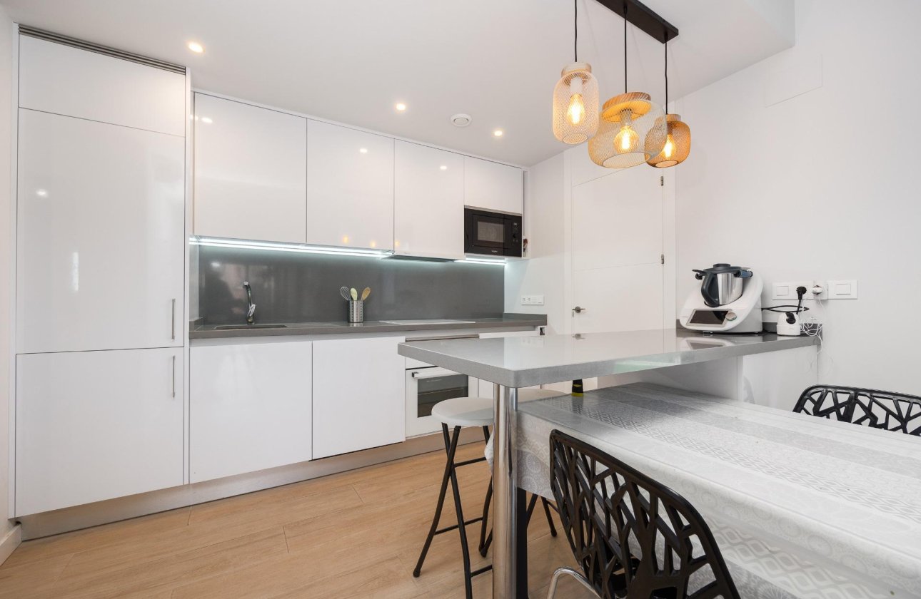 Herverkoop - Appartement -
Orihuela Costa - Villamartín-las Filipinas