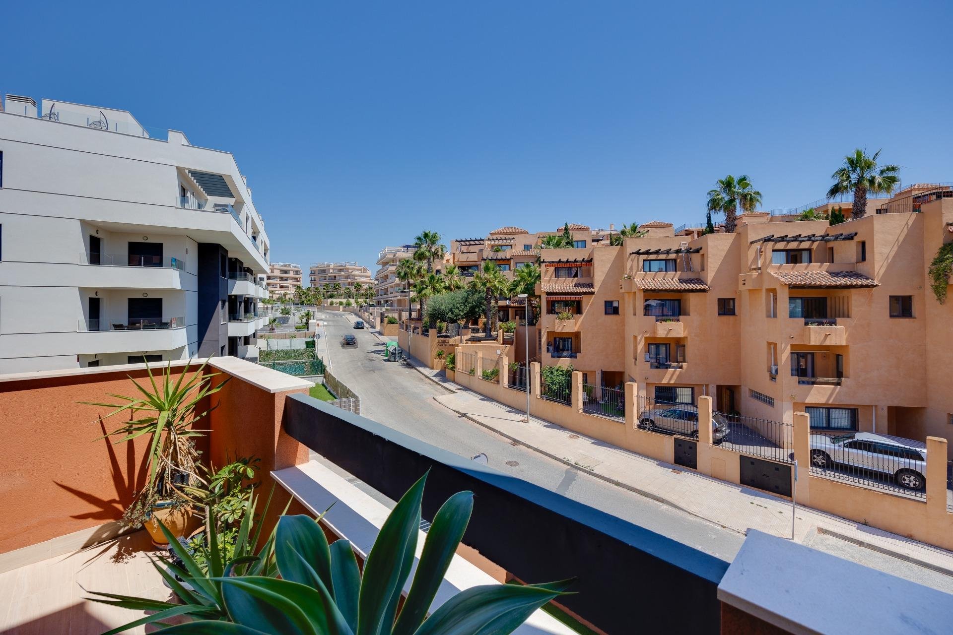 Herverkoop - Appartement -
Orihuela Costa - Villamartín-las Filipinas
