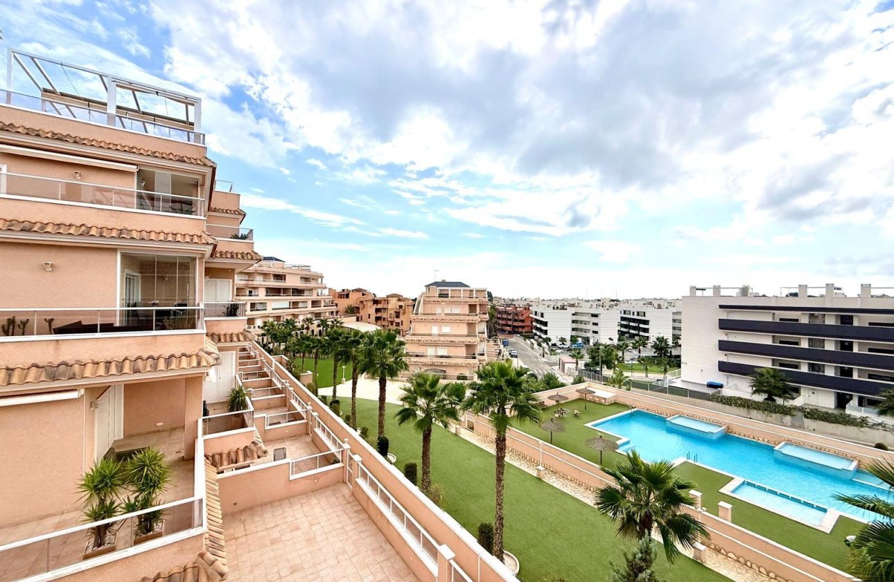 Herverkoop - Appartement -
Orihuela Costa - Villamartín-las Filipinas