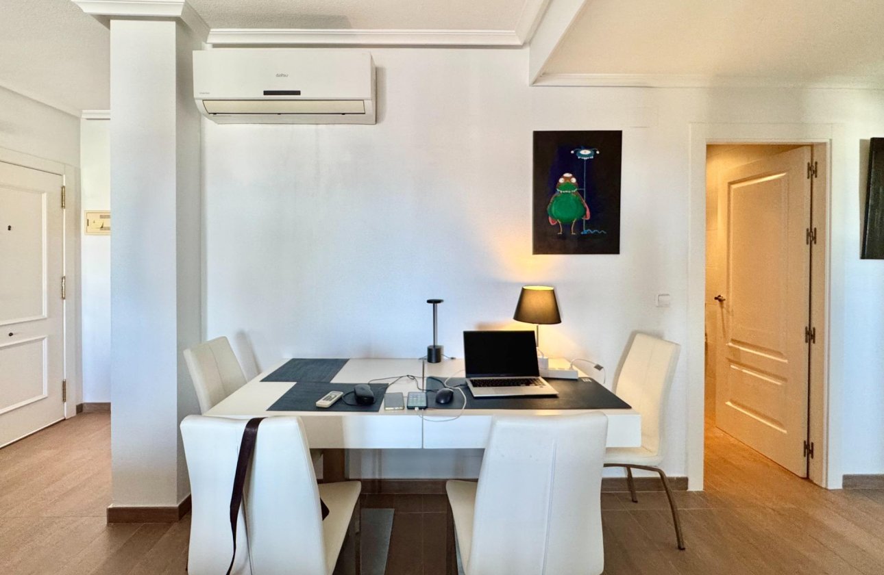 Herverkoop - Appartement -
Orihuela Costa - Villamartín-las Filipinas