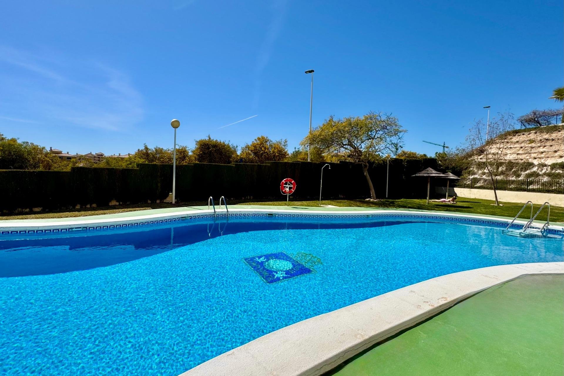 Herverkoop - Appartement -
Orihuela Costa - Villamartín-las Filipinas