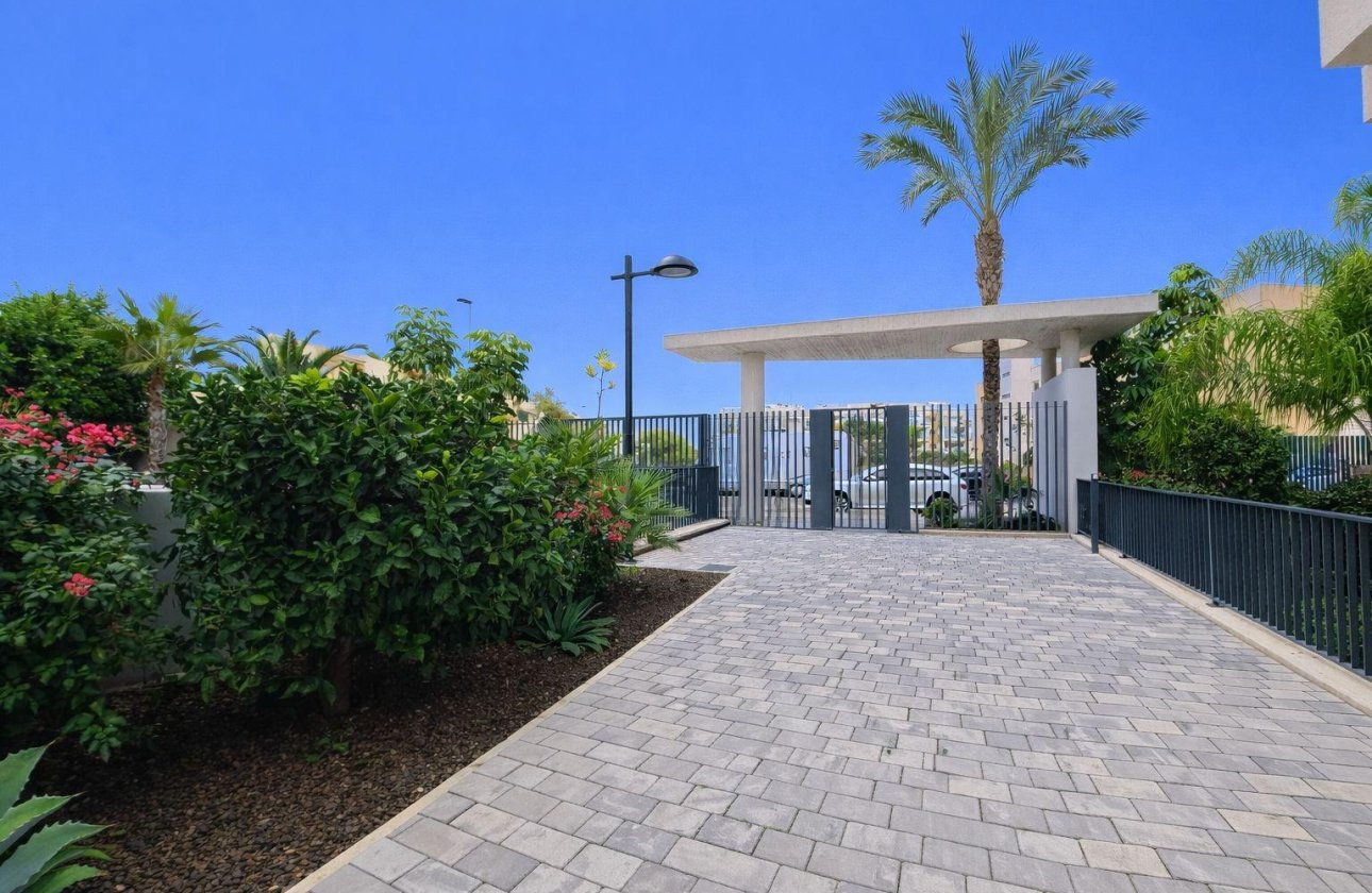 Herverkoop - Appartement -
Orihuela Costa - Villamartín