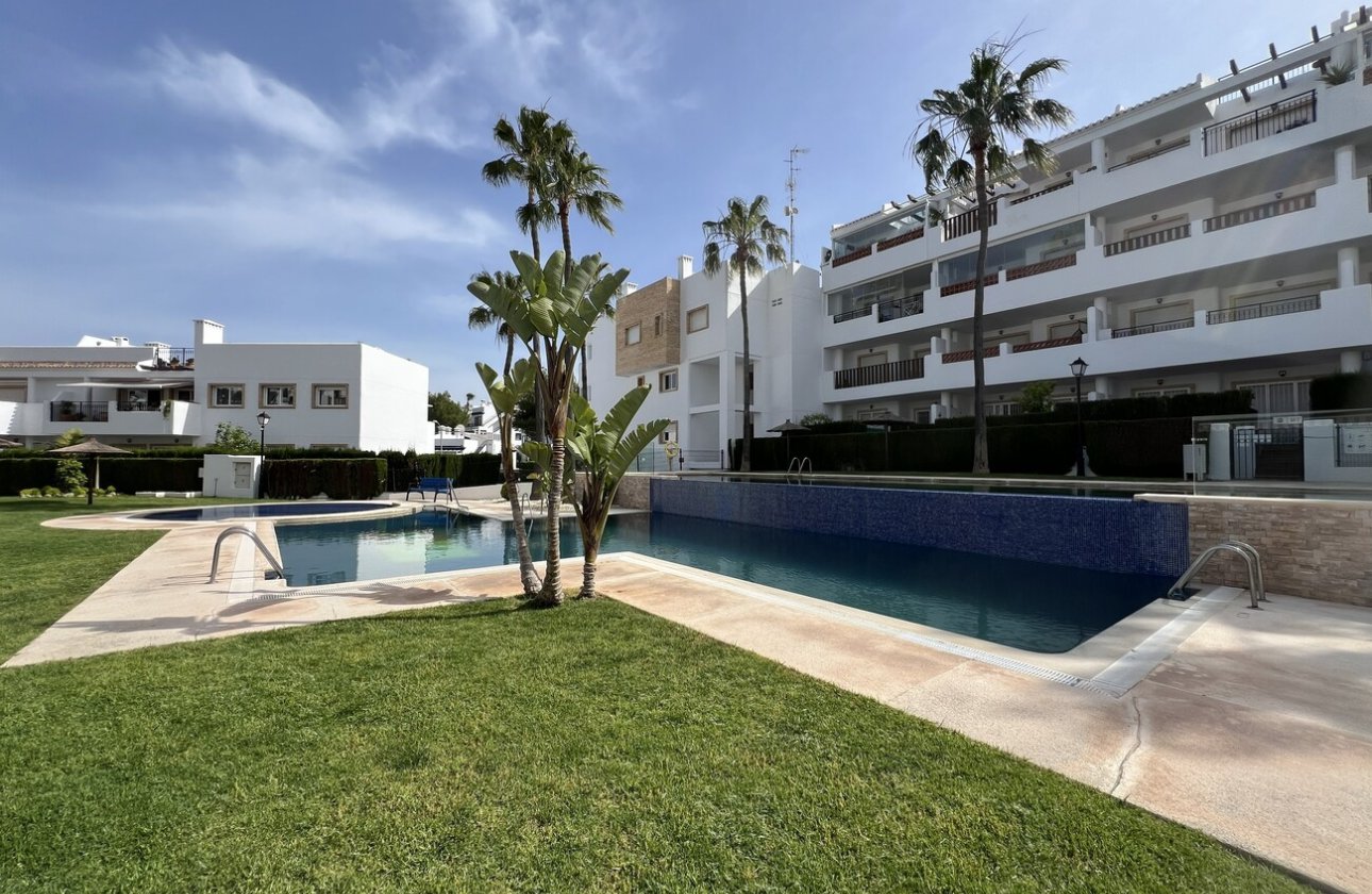 Herverkoop - Appartement -
Orihuela Costa - Villamartín