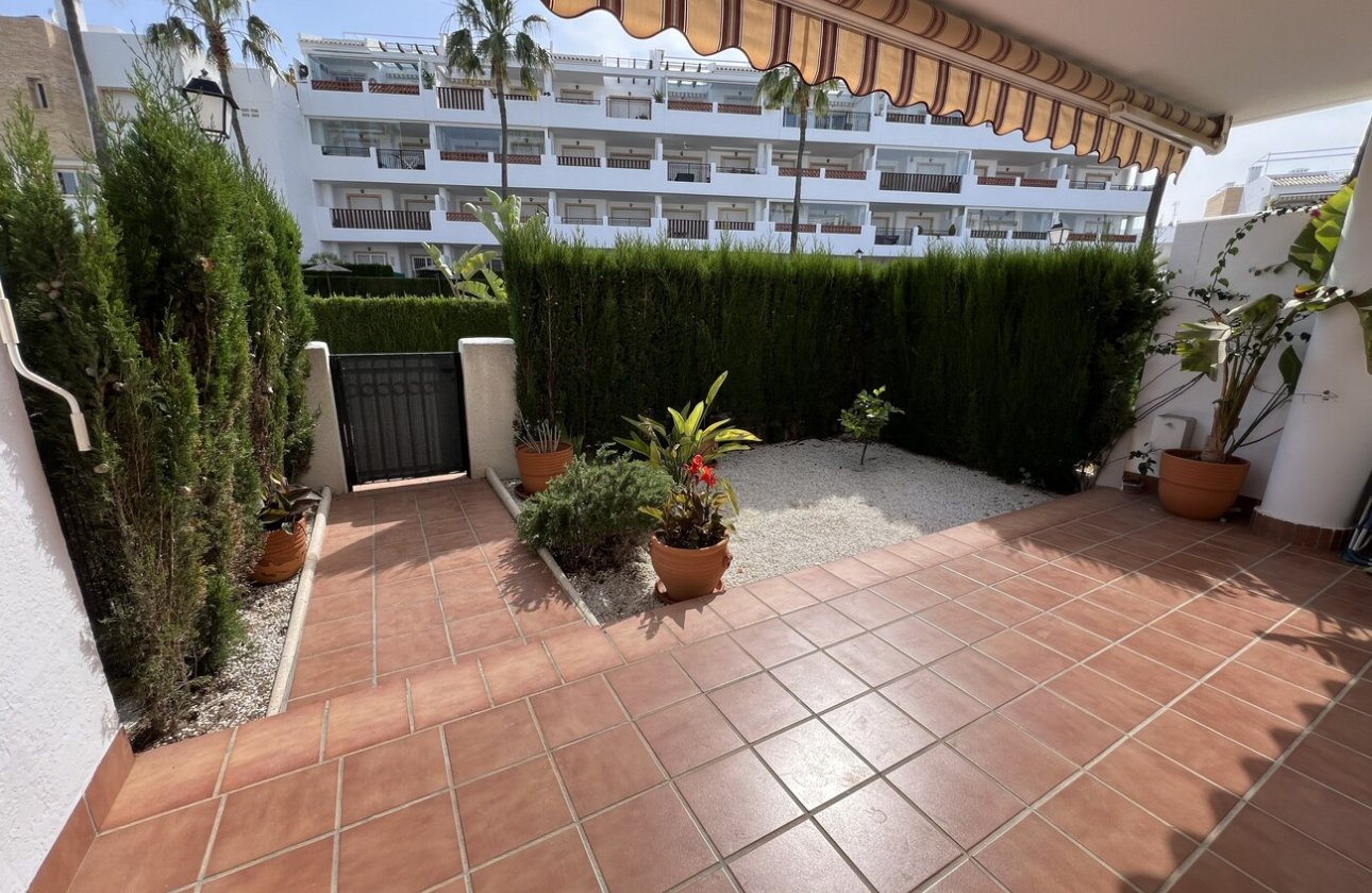 Herverkoop - Appartement -
Orihuela Costa - Villamartín