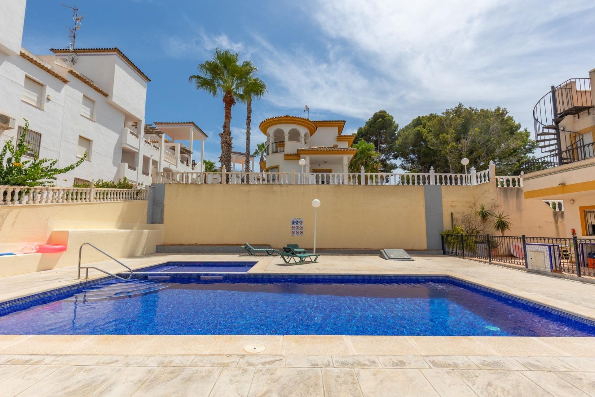Herverkoop - Appartement -
Orihuela Costa - Villamartín