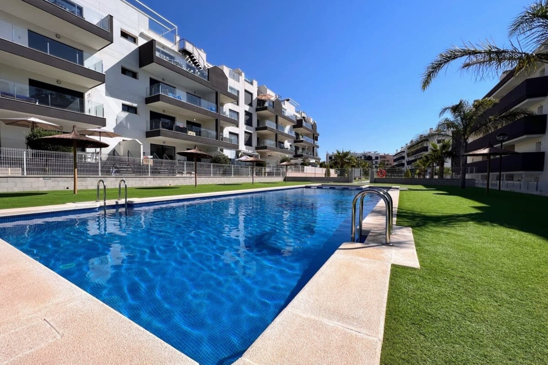 Herverkoop - Appartement -
Orihuela Costa - Villamartín