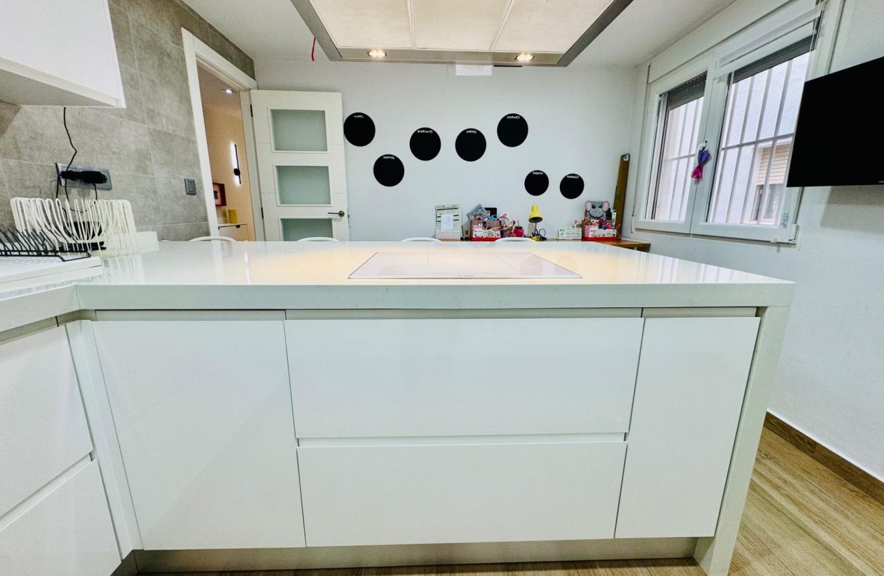 Herverkoop - Appartement -
Pilar de la Horadada - Zona Pueblo