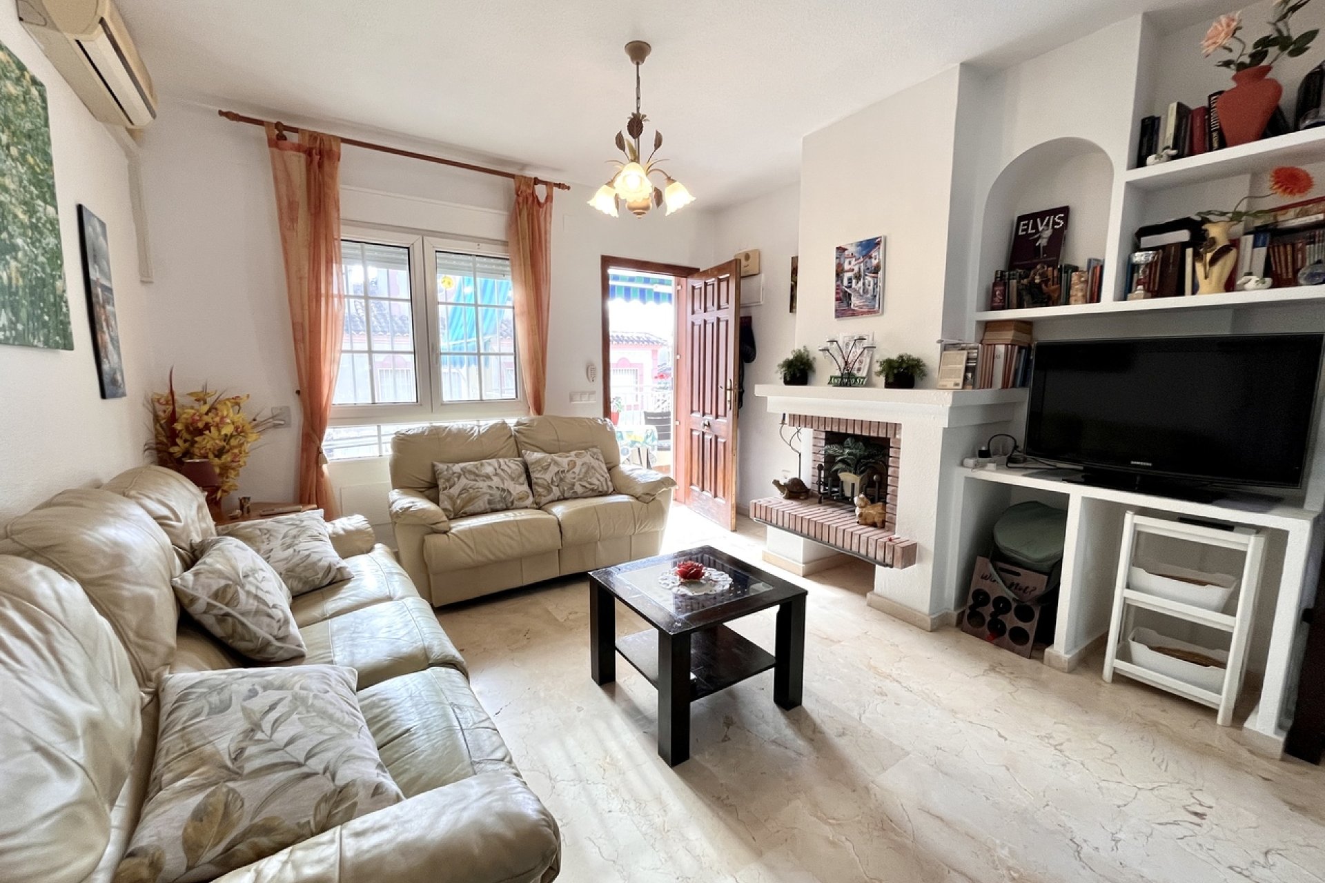 Herverkoop - Appartement -
Playa Flamenca - Costa Blanca