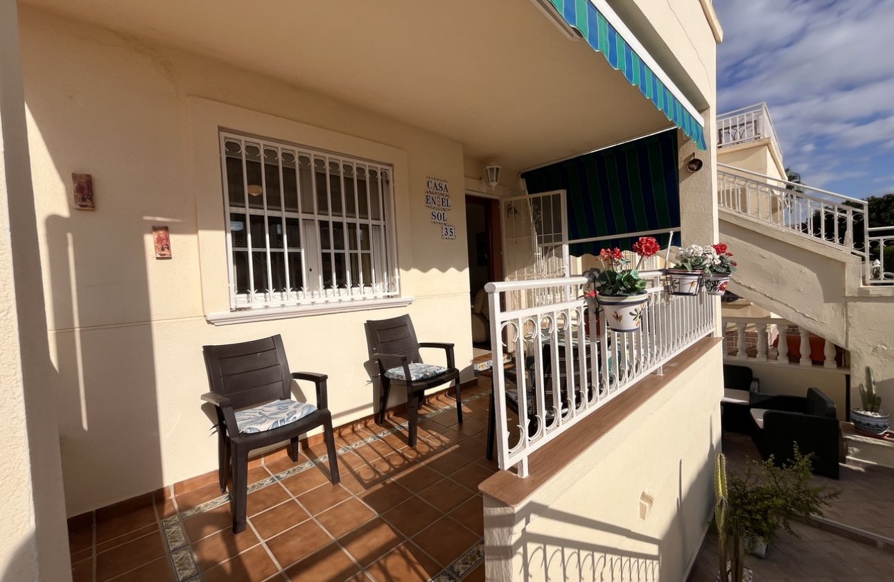 Herverkoop - Appartement -
Playa Flamenca - Costa Blanca