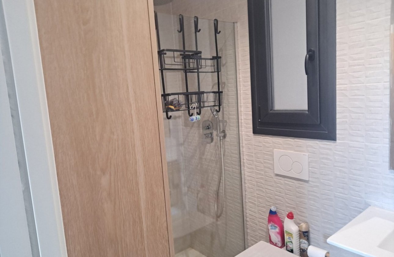 Herverkoop - Appartement -
Playa Flamenca - Costa Blanca