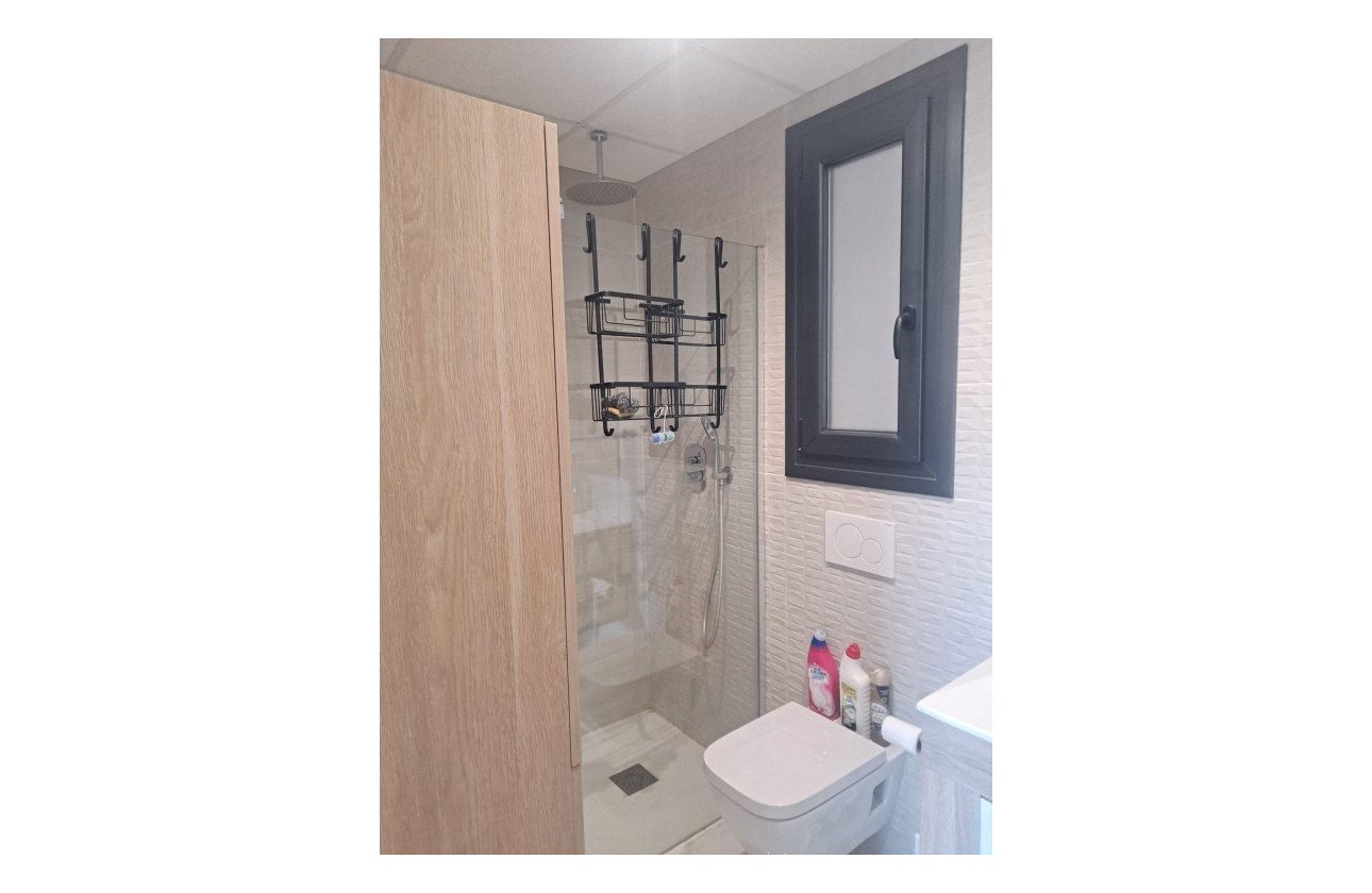 Herverkoop - Appartement -
Playa Flamenca - Costa Blanca