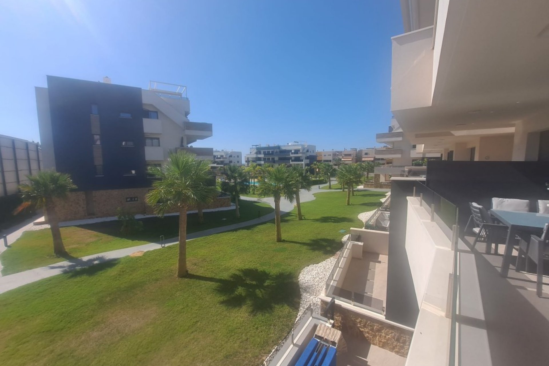 Herverkoop - Appartement -
Playa Flamenca - Costa Blanca