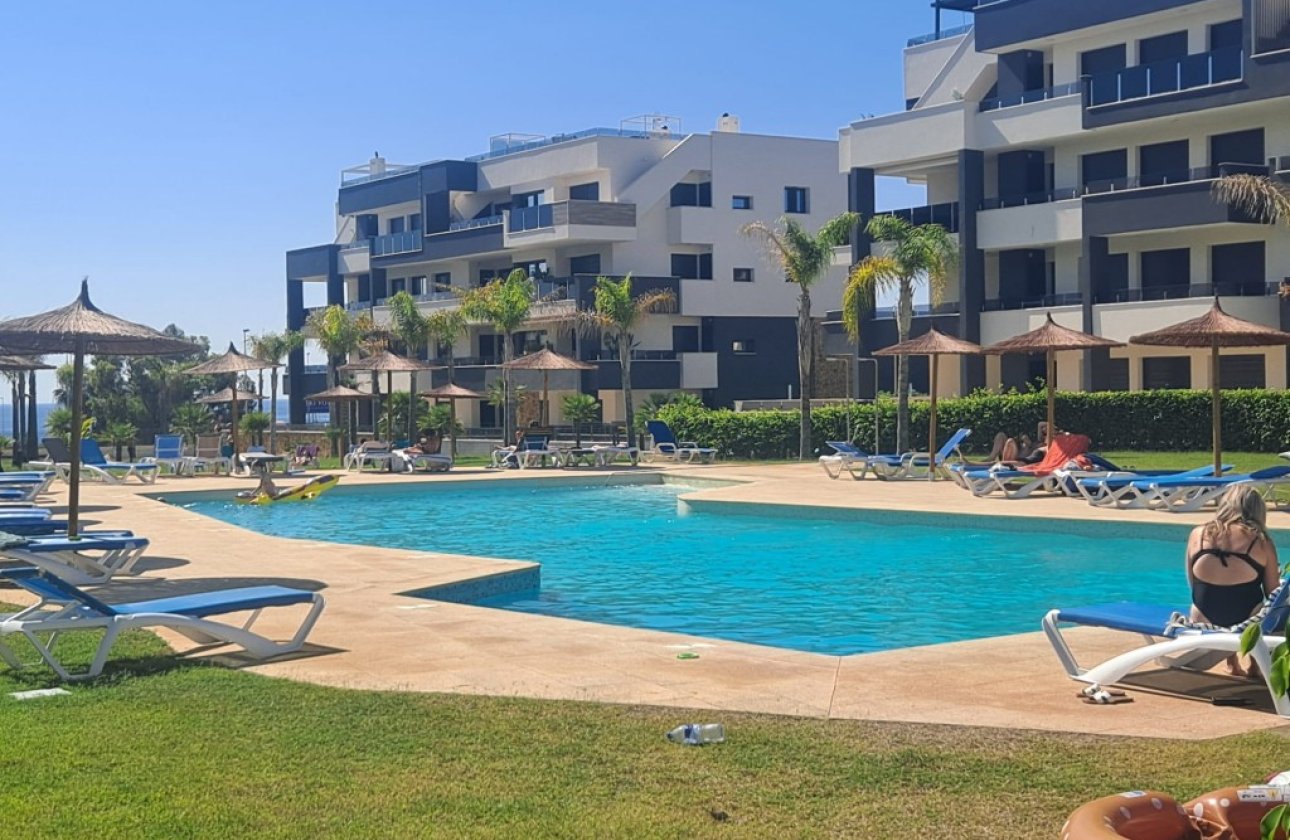Herverkoop - Appartement -
Playa Flamenca - Costa Blanca
