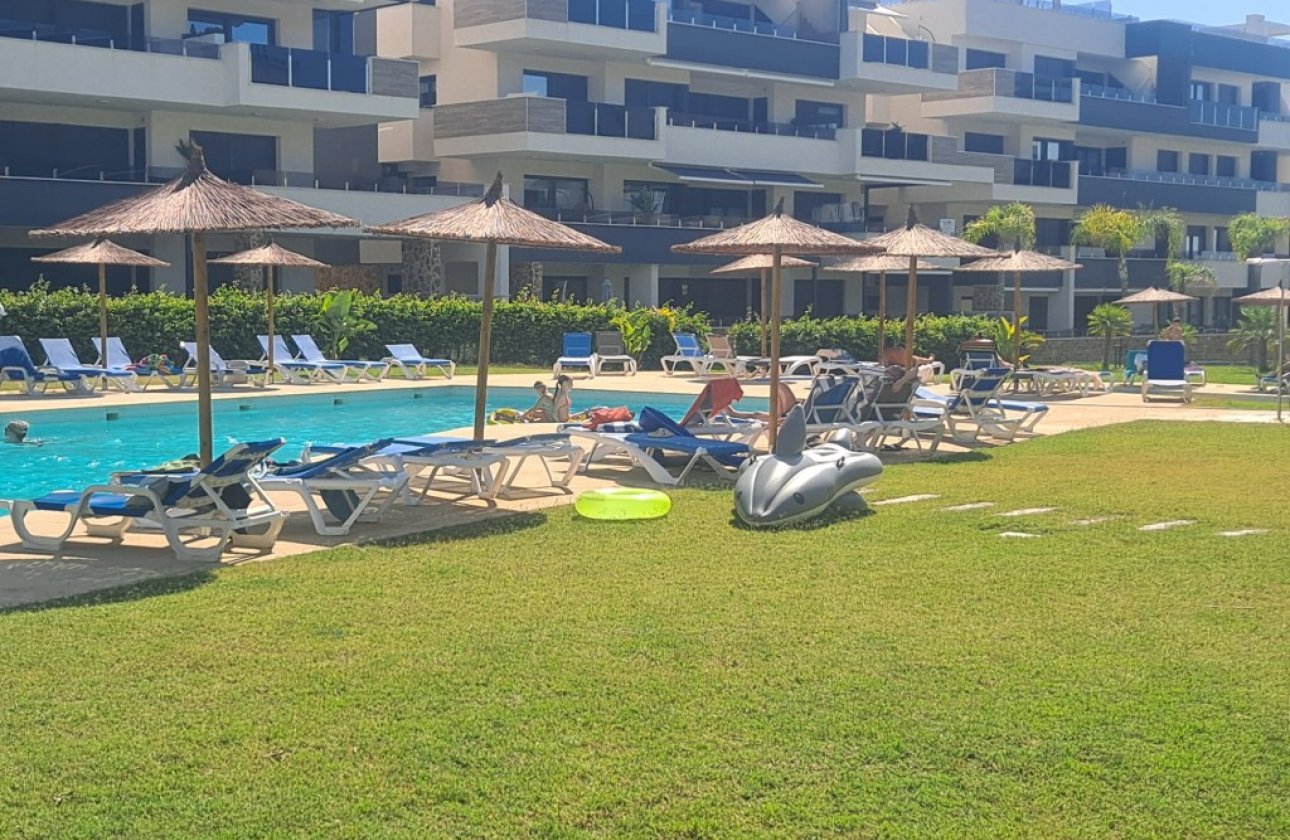 Herverkoop - Appartement -
Playa Flamenca - Costa Blanca
