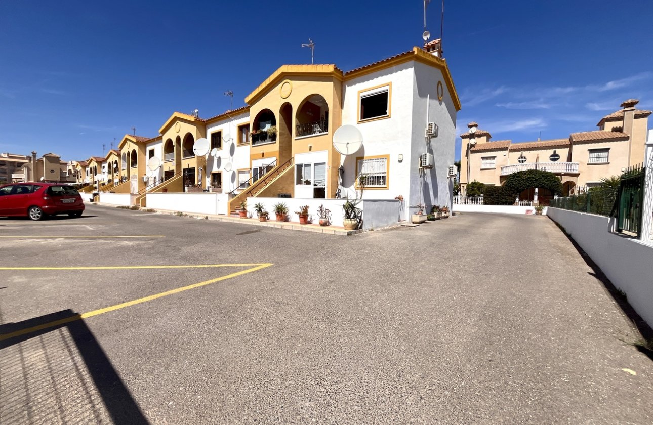 Herverkoop - Appartement -
Playa Flamenca - Costa Blanca