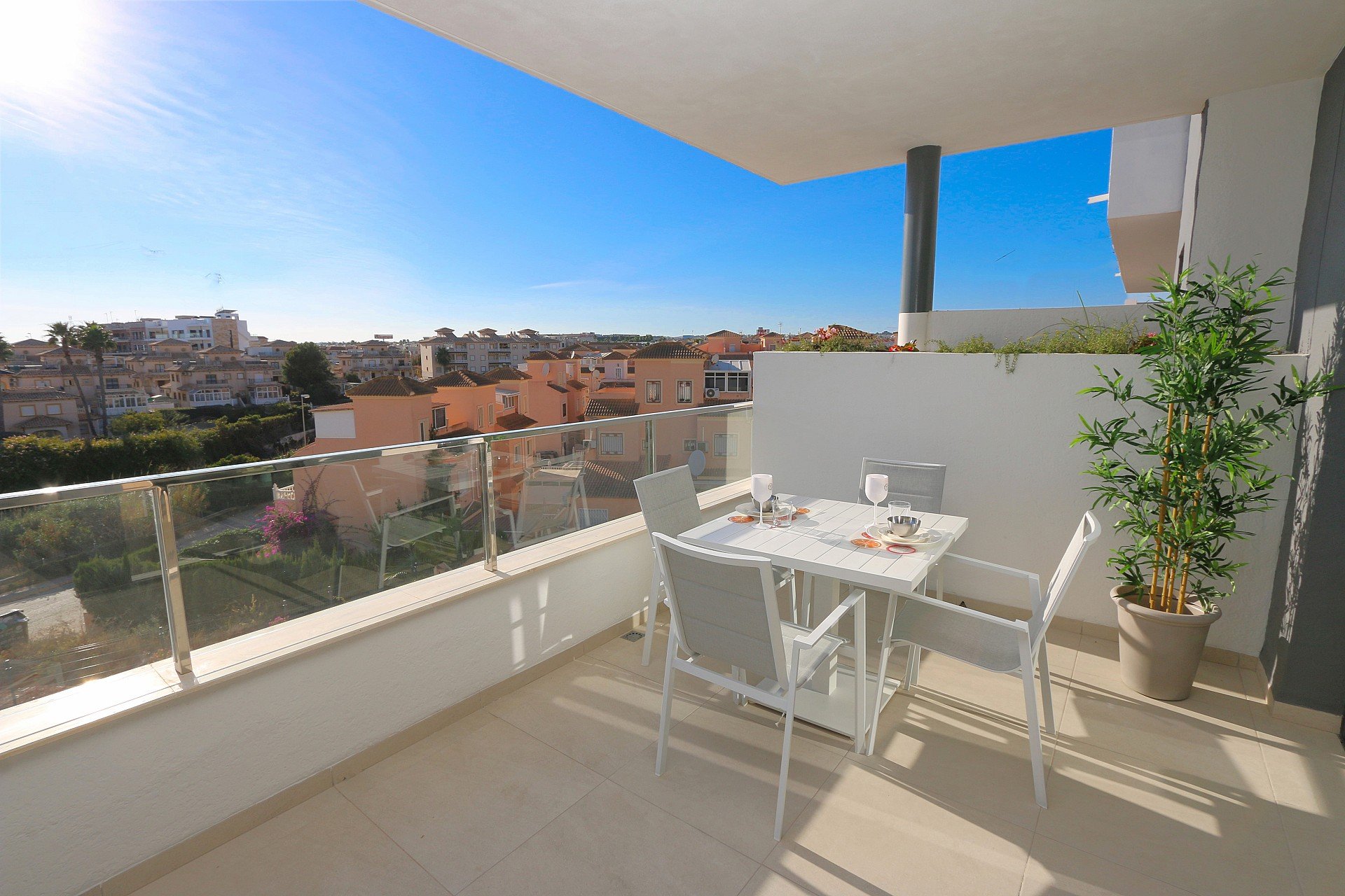 Herverkoop - Appartement -
Playa Flamenca - Costa Blanca