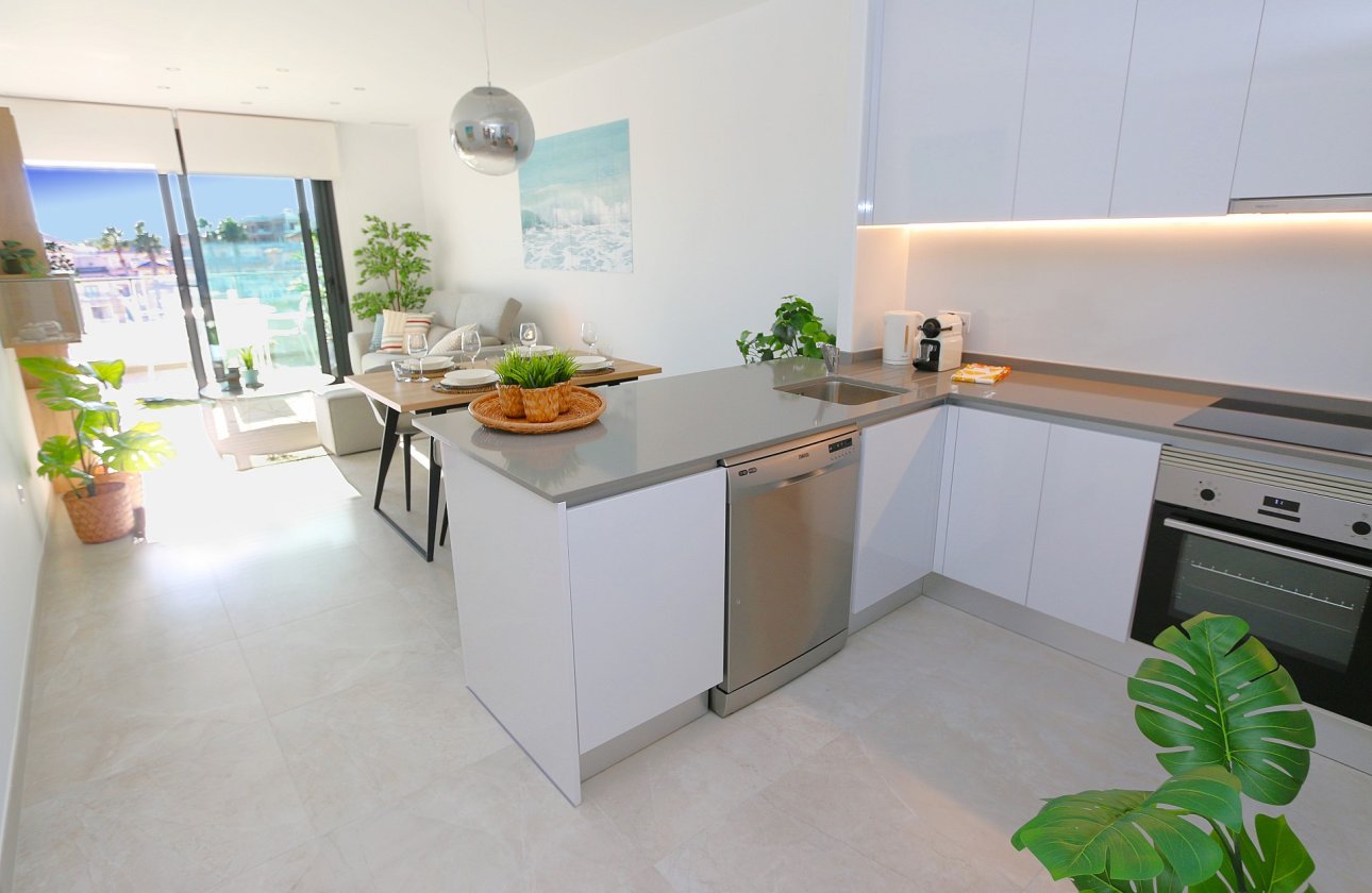 Herverkoop - Appartement -
Playa Flamenca - Costa Blanca