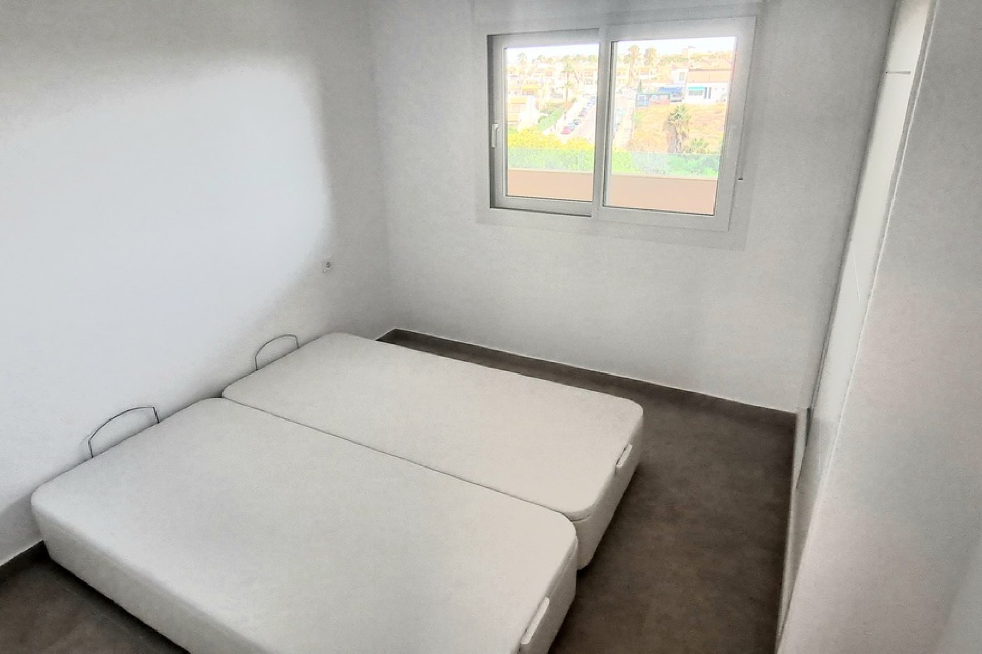 Herverkoop - Appartement -
Playa Flamenca - Costa Blanca