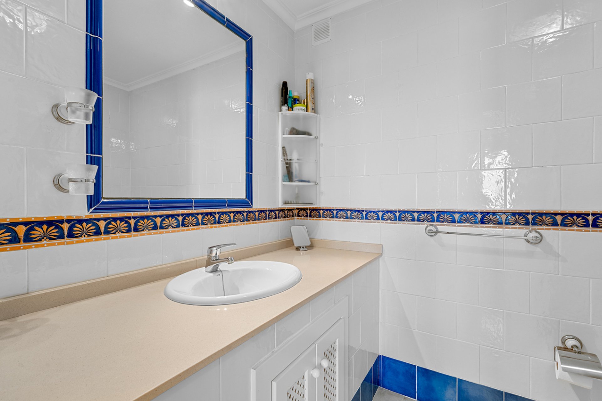 Herverkoop - Appartement -
Playa Flamenca - Costa Blanca