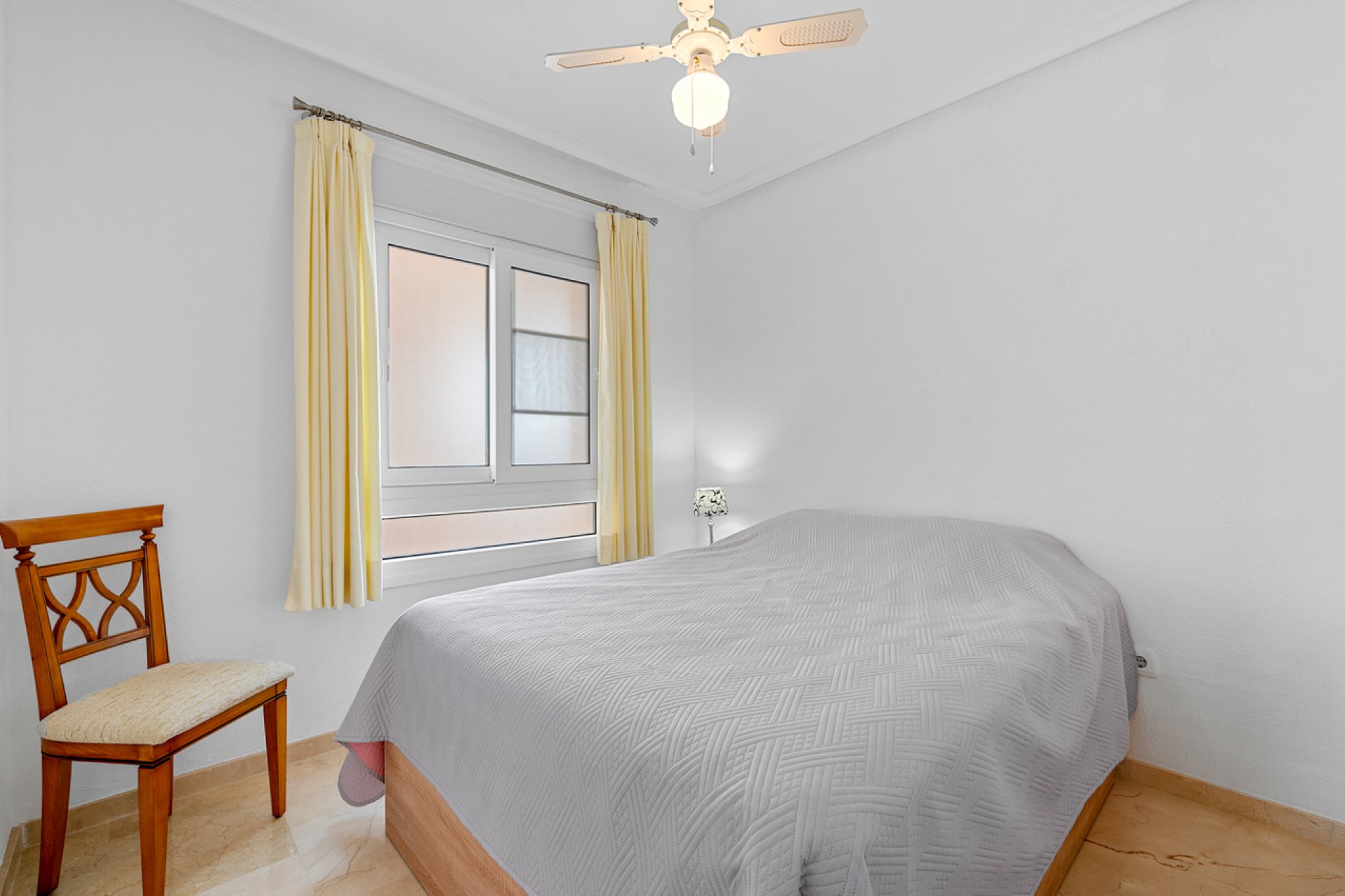 Herverkoop - Appartement -
Playa Flamenca - Costa Blanca