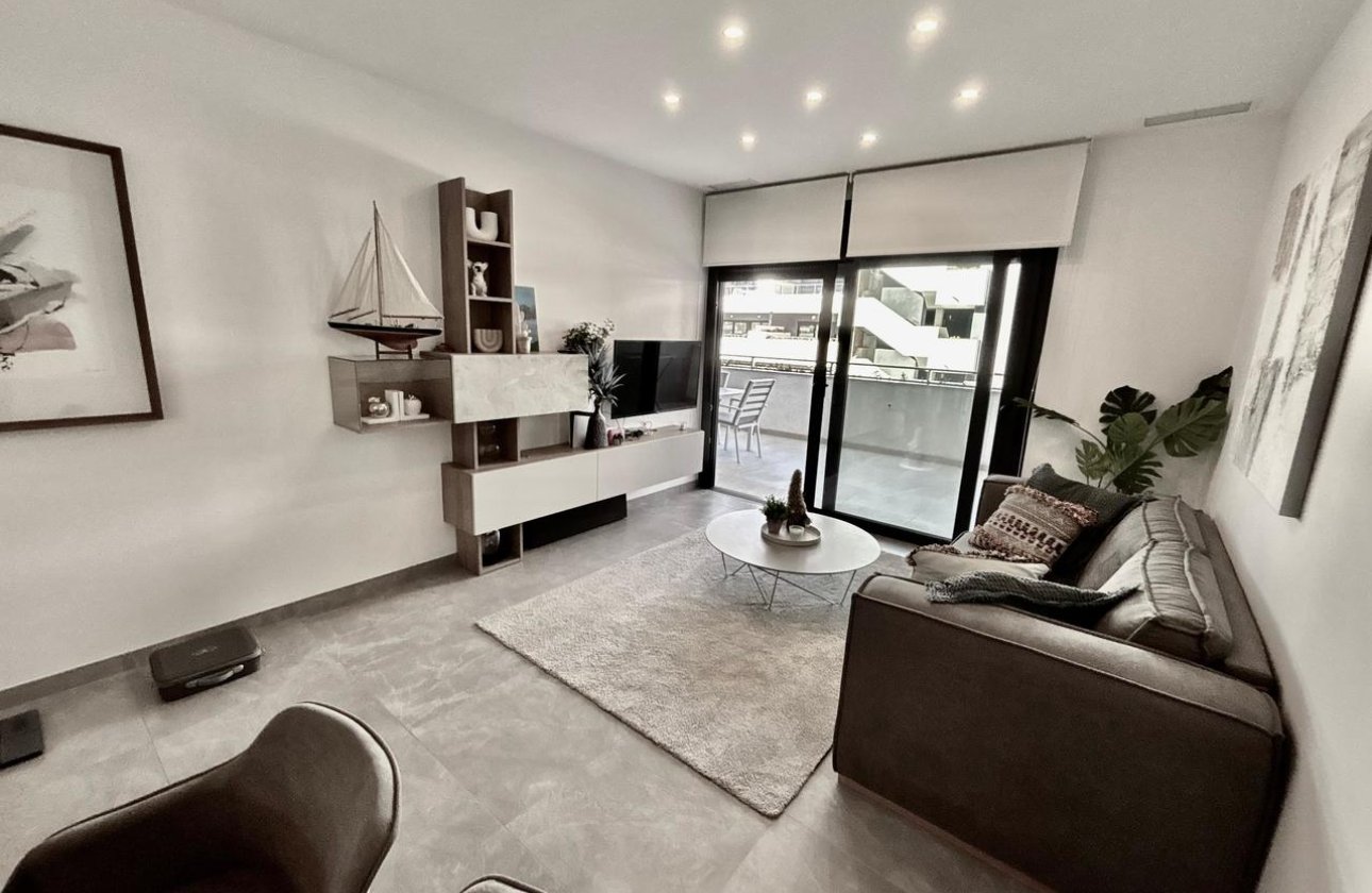 Herverkoop - Appartement -
Playa Flamenca - Costa Blanca