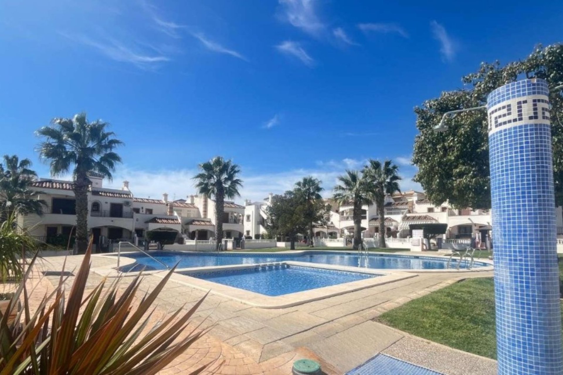 Herverkoop - Appartement -
Playa Flamenca - Costa Blanca
