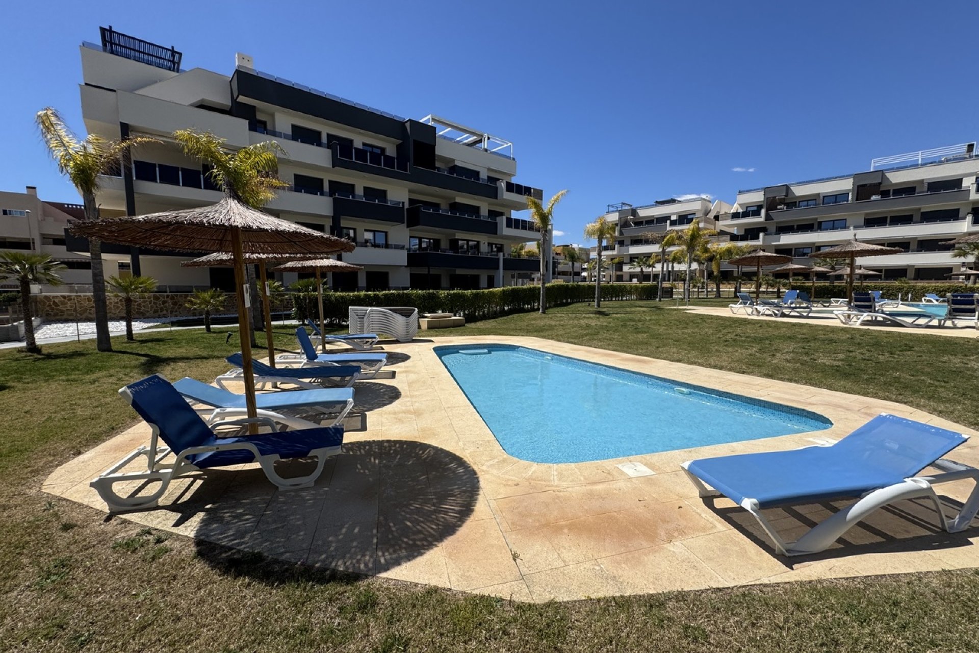 Herverkoop - Appartement -
Playa Flamenca - Costa Blanca