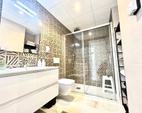 Herverkoop - Appartement -
Playa Flamenca - Costa Blanca