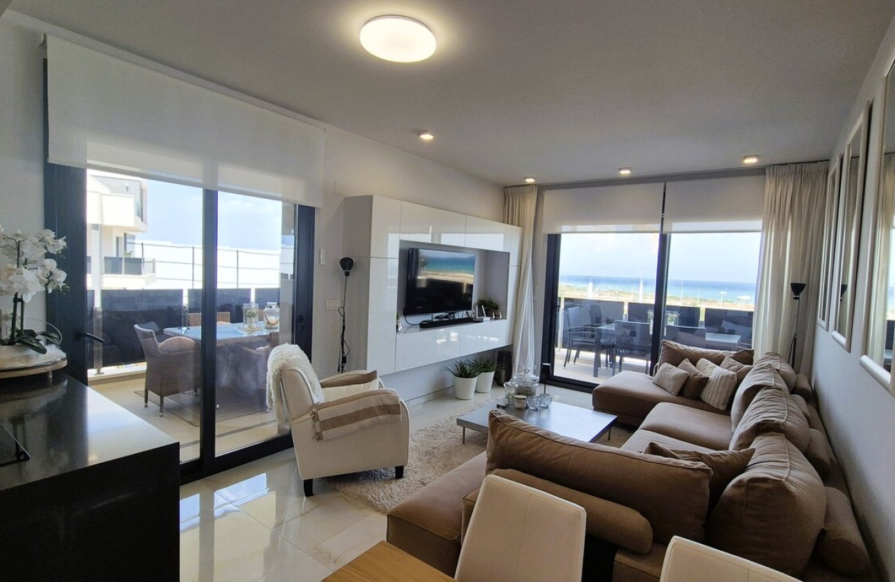 Herverkoop - Appartement -
Playa Flamenca - Costa Blanca