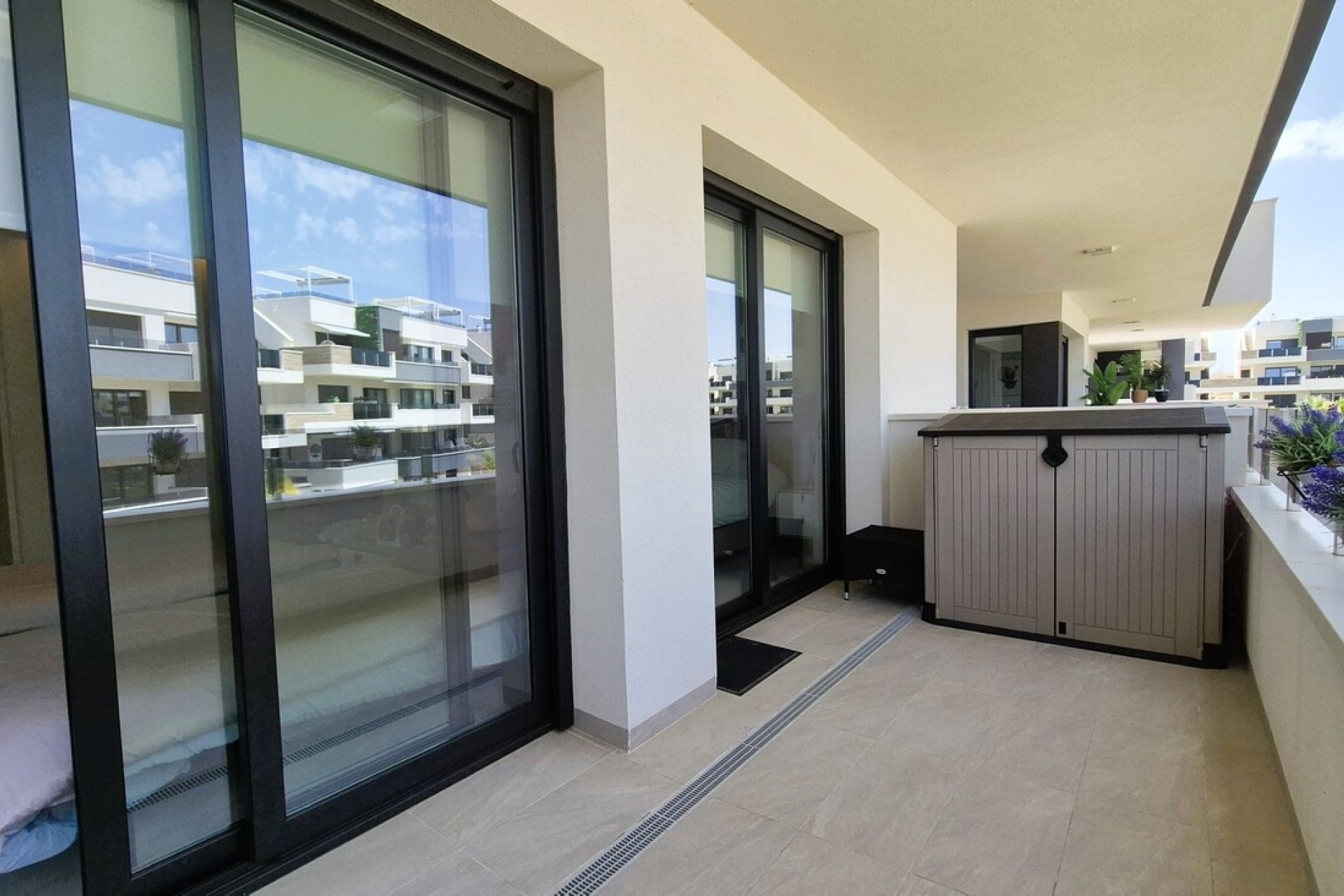 Herverkoop - Appartement -
Playa Flamenca - Costa Blanca