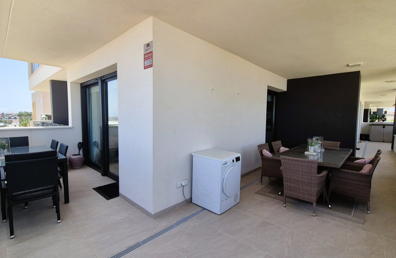 Herverkoop - Appartement -
Playa Flamenca - Costa Blanca