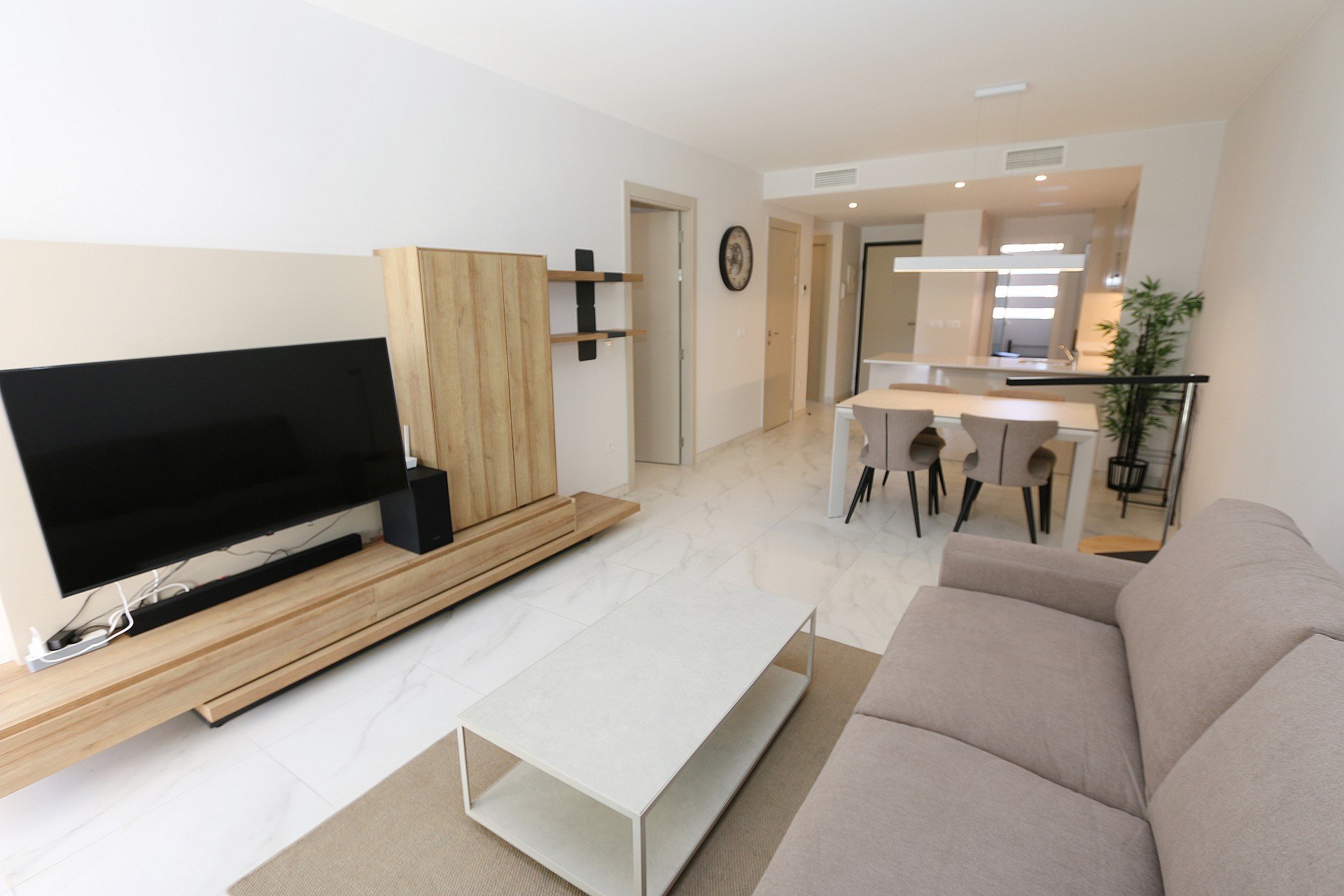 Herverkoop - Appartement -
Playa Flamenca - Costa Blanca