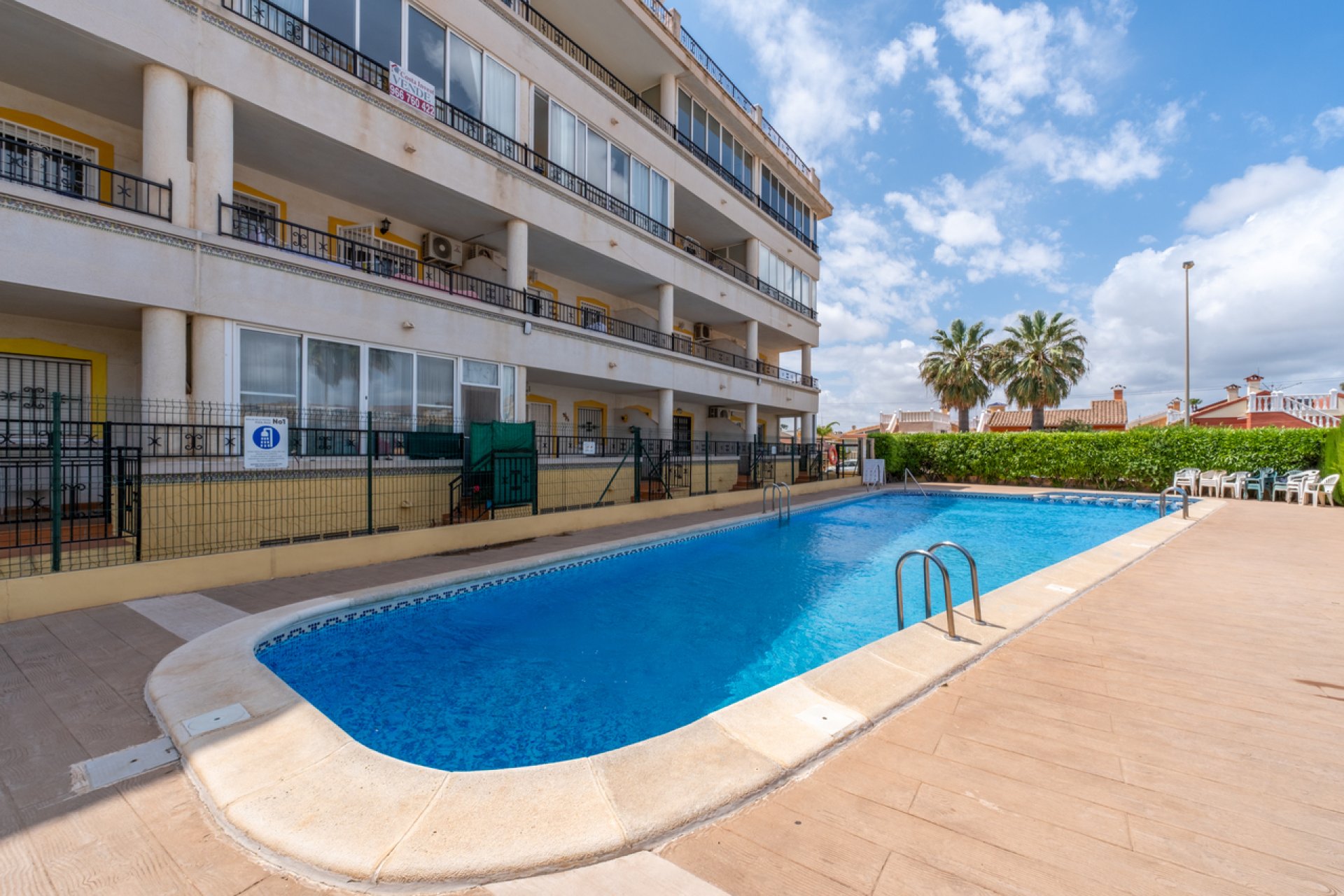 Herverkoop - Appartement -
Playa Flamenca - Costa Blanca