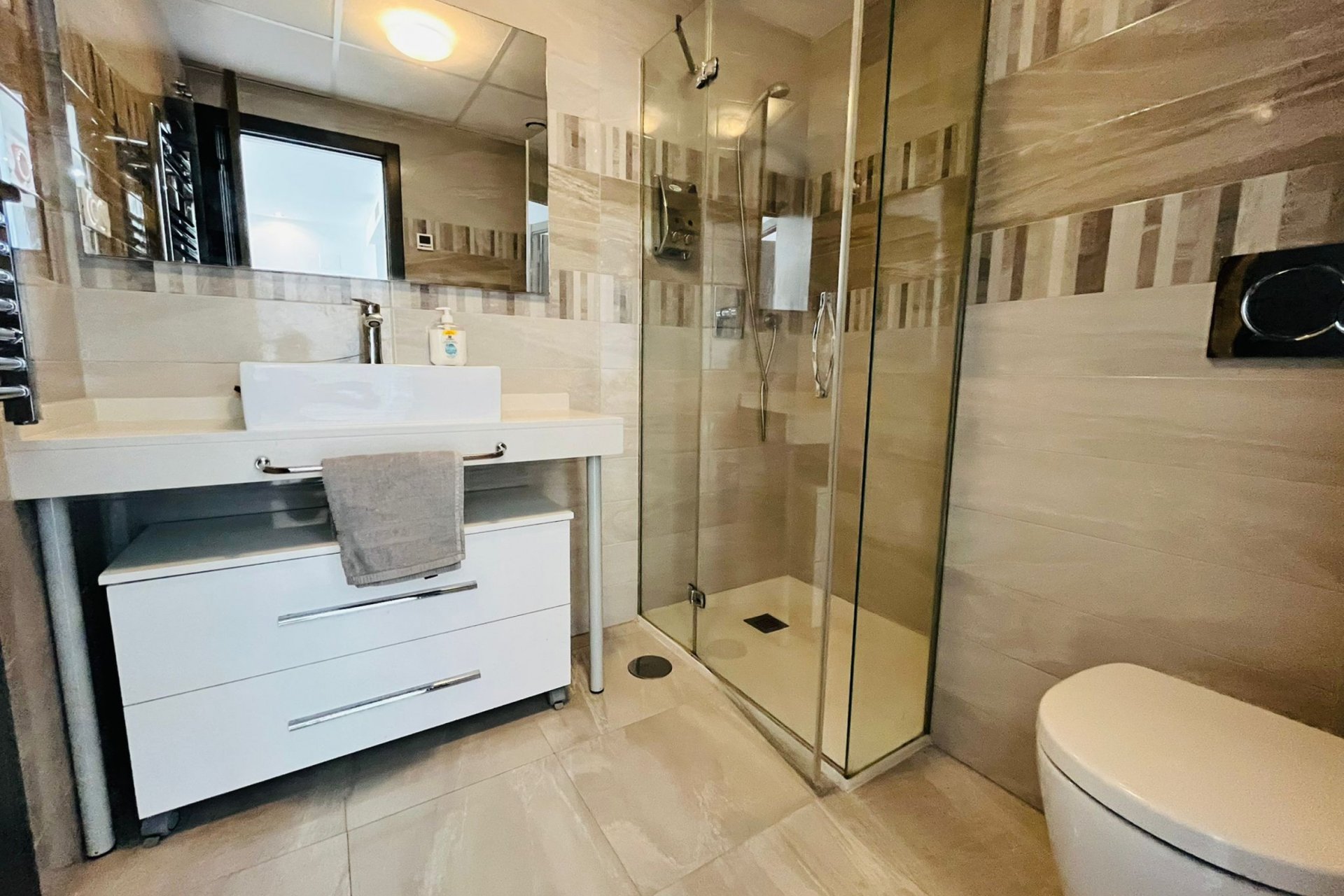 Herverkoop - Appartement -
Punta Prima - Costa Blanca