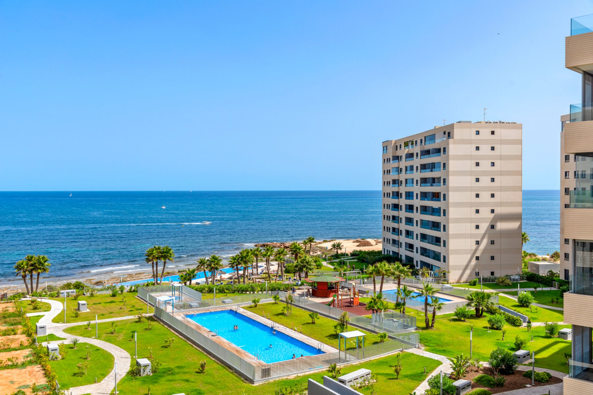 Herverkoop - Appartement -
Punta Prima - Costa Blanca
