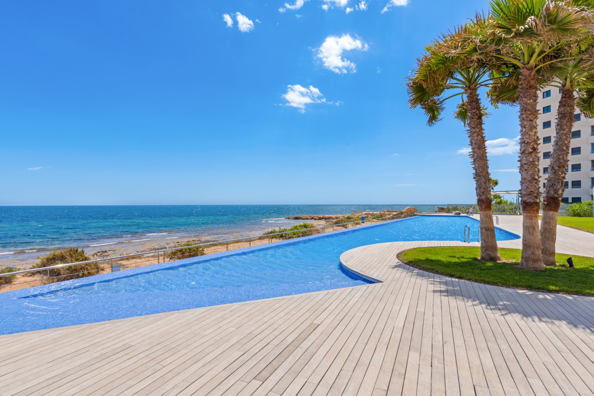 Herverkoop - Appartement -
Punta Prima - Costa Blanca