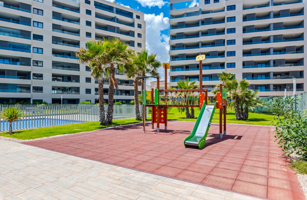 Herverkoop - Appartement -
Punta Prima - Costa Blanca