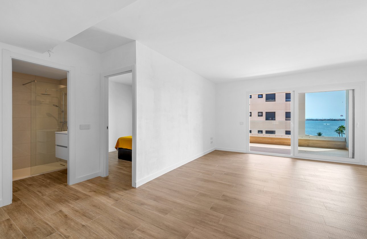 Herverkoop - Appartement -
Punta Prima - Costa Blanca