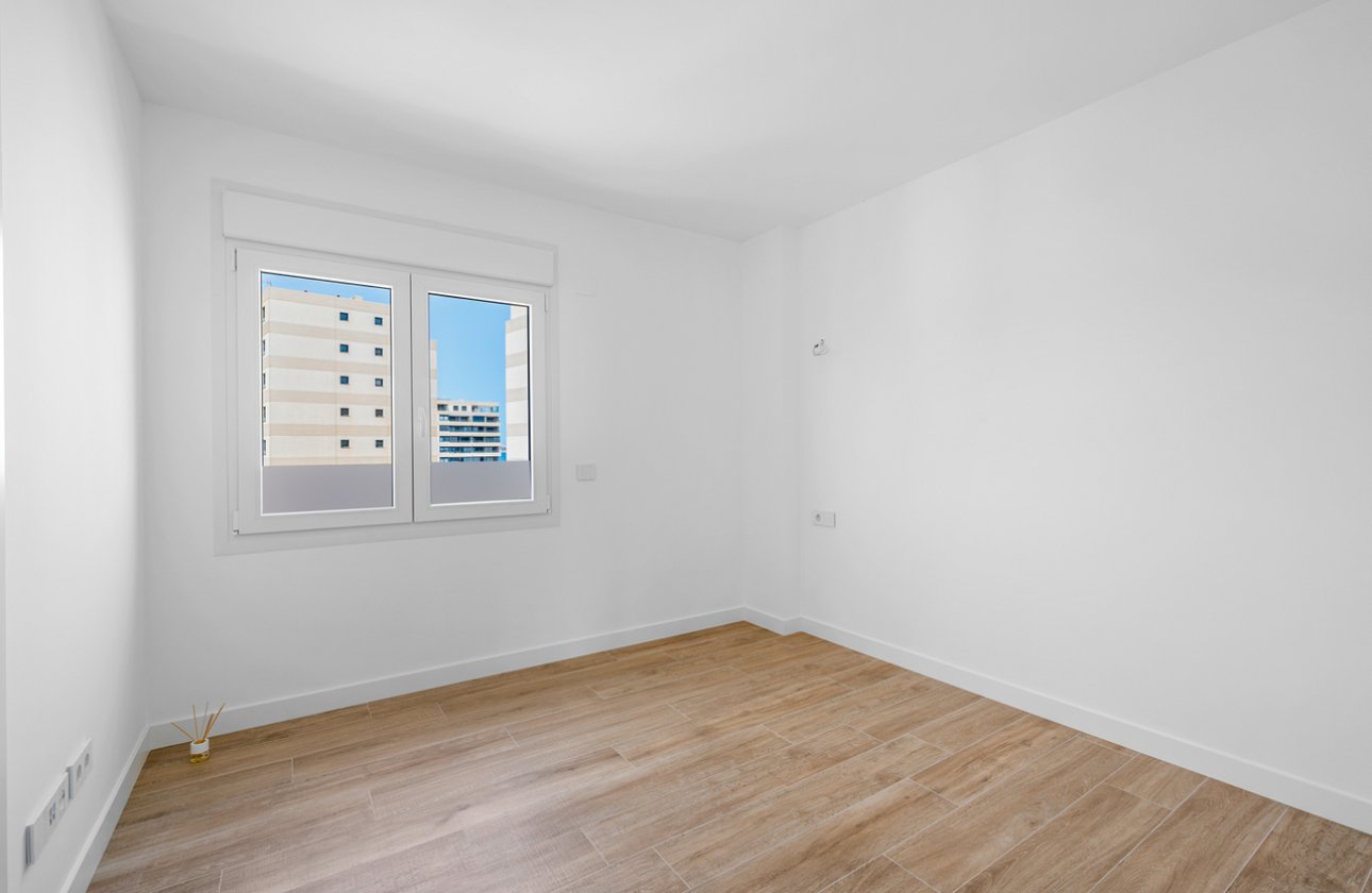 Herverkoop - Appartement -
Punta Prima - Costa Blanca