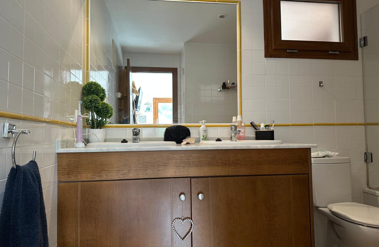 Herverkoop - Appartement -
Punta Prima - Costa Blanca