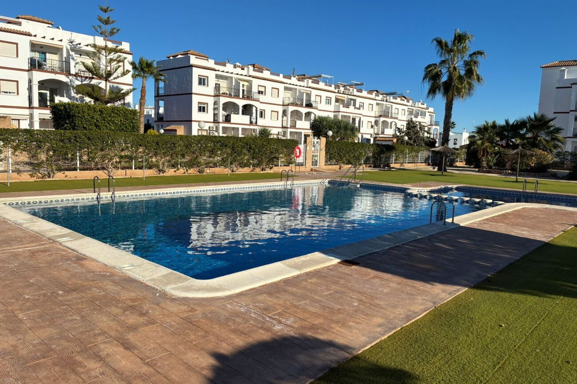 Herverkoop - Appartement -
Punta Prima - Costa Blanca