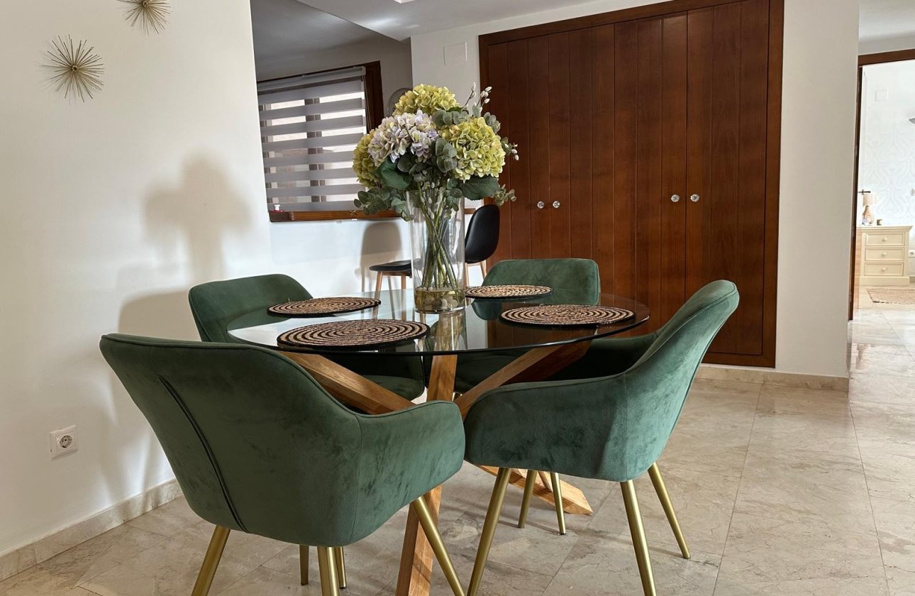 Herverkoop - Appartement -
Punta Prima - Costa Blanca