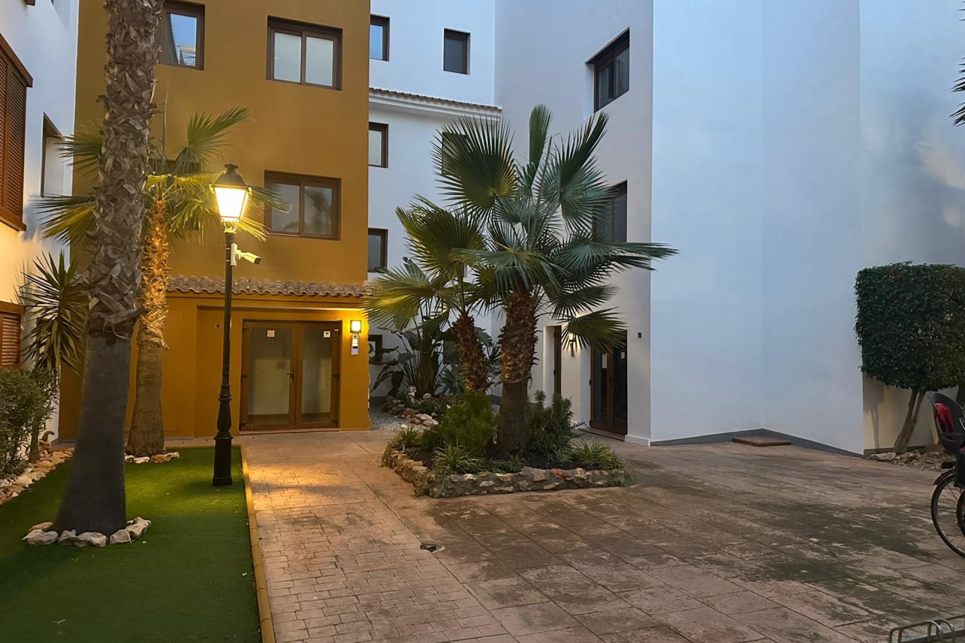 Herverkoop - Appartement -
Punta Prima - Costa Blanca