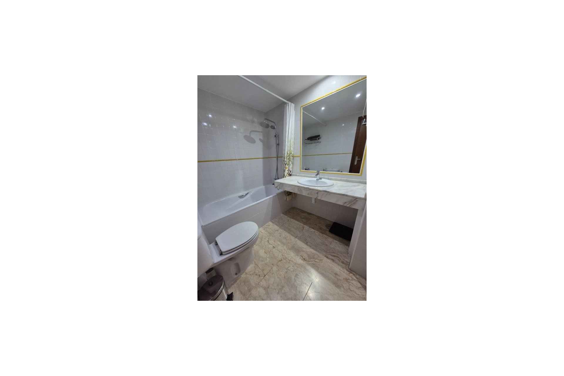 Herverkoop - Appartement -
Punta Prima - Costa Blanca