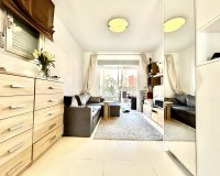 Herverkoop - Appartement -
Punta Prima - Costa Blanca