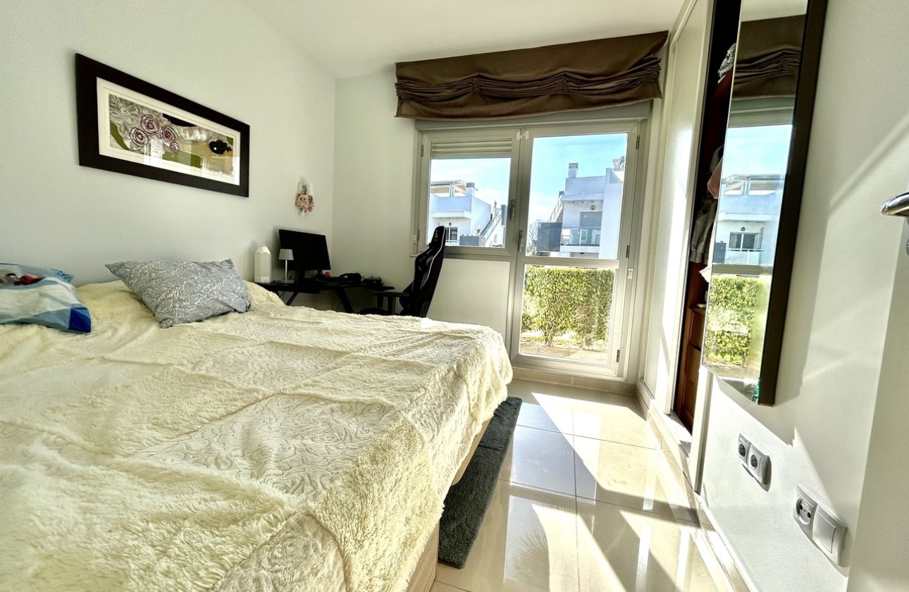 Herverkoop - Appartement -
Punta Prima - Costa Blanca